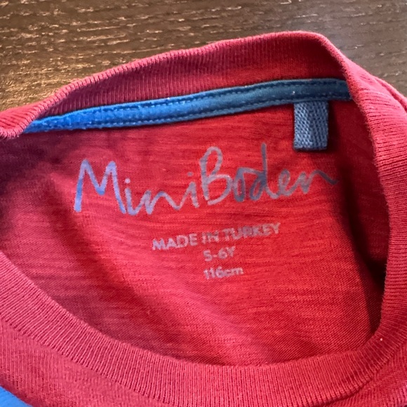 Mini Boden Long Sleeve Shirt - Red with Blue Scorpion - Picture 2 of 3